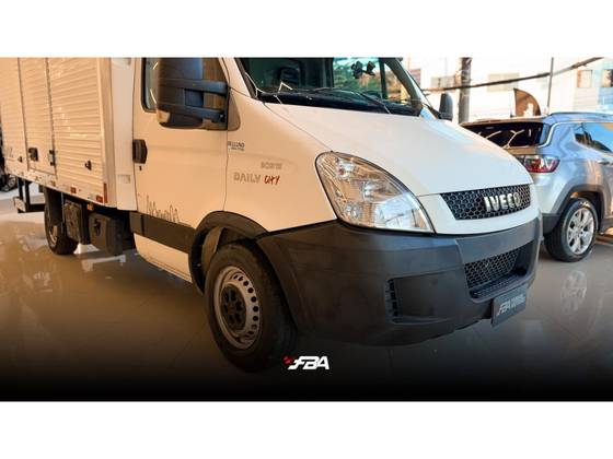 IVECO DAILY 2.3  HPI DIESEL 30S13 CHASSI MANUAL